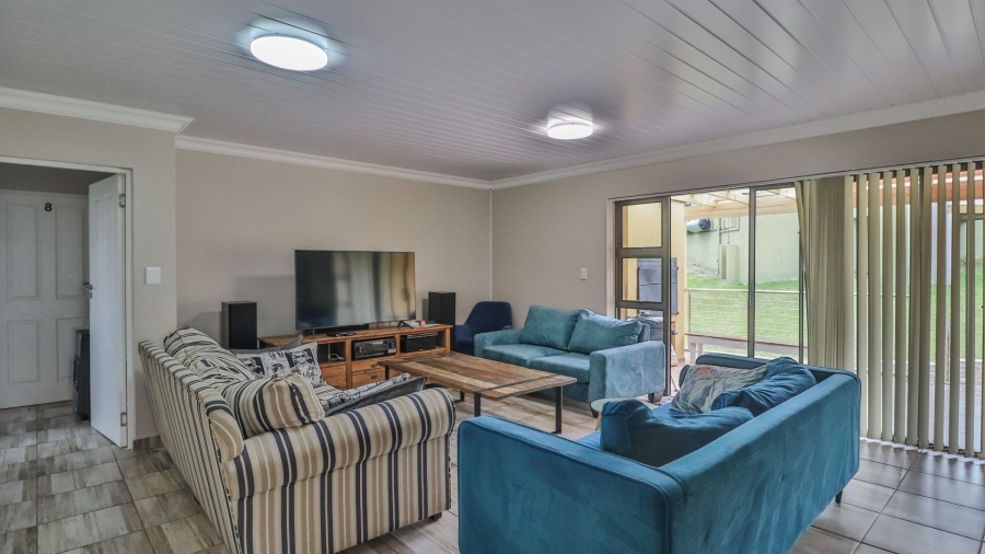 10 Bedroom Property for Sale in Island View Western Cape